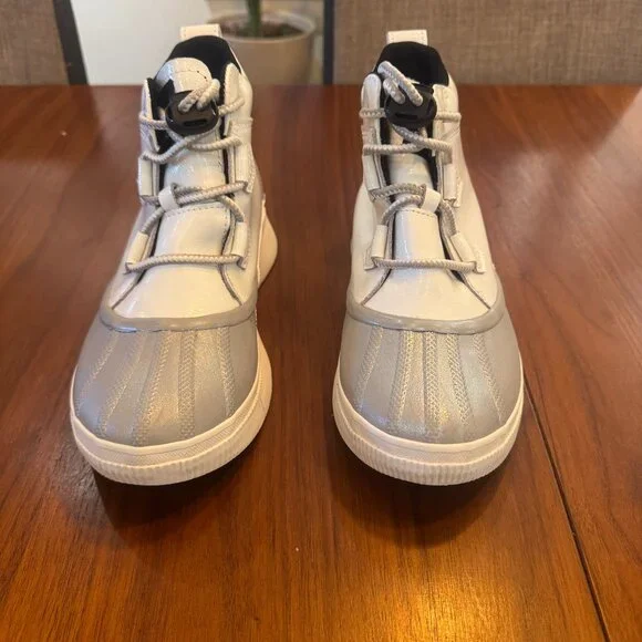 Sorel Out and About Rain Boot **Like New Worn Once!** - Picture 1 of 5